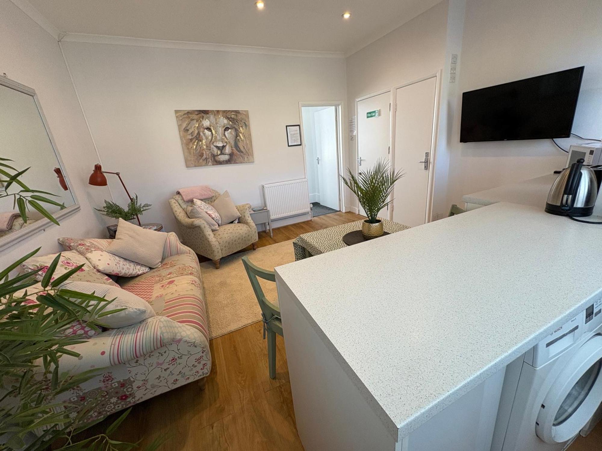 Flat In The Heart Of Leigh On Sea Less Than 2 Miles From The Beach Southend-on-Sea Eksteriør bilde